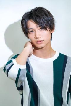 【レア】仮面ライダーギーツ 桜井景和 衣装 夏映画 仮面ライダーギーツ桜井景和衣装