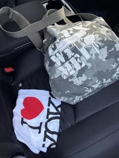 flexwitme ショルダーバッグ　yoko squad swag flexwitme ショルダーバッグ グレー yokosquad yoko - メルカリ