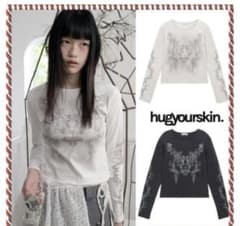 【韓国系】hugyourskin グラフィックプリント長袖Tシャツのサムネイル
