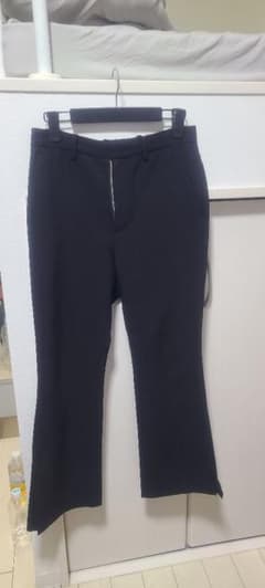 HARE 黒フレアパンツ ジッパー付きのサムネイル