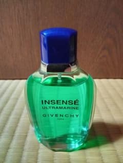GIVENCHY INSENSE ULTRAMARINE 香水50mlのサムネイル