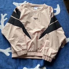 値下げ⋆* Reebok プルオーバー　スモーキーピンクのサムネイル
