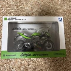 アオシマ 1/12 カワサキ Ninja ZX-25R 完成品のサムネイル