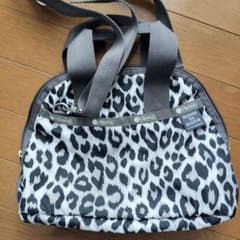 メゾンドリーファーLeSportsac ヒョウ柄 バッグのサムネイル