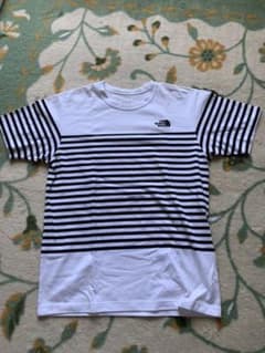 ノースフェイスボーダーTシャツのサムネイル