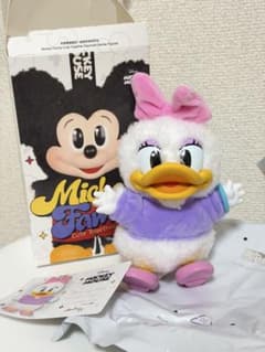 ミッキーファミリー　デイジー　ポップマートのサムネイル