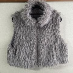 ファーベスト【美品】のサムネイル