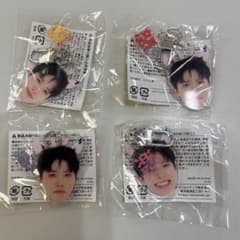 TREASURE ジョンファン 顔アクキー 喜怒哀楽 コンプ 4個 まとめ売りのサムネイル