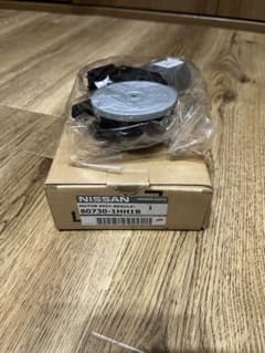 【新品】ノートE12 右フロントパワーウィンドウモーターのサムネイル