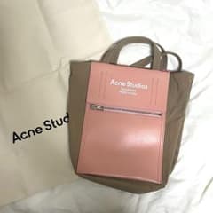 Acne Studios ペーパーナイロン ショルダーバッグ ベージュ/ピンク acne studios アクネストゥディオ ペーパーナイロンバッグ - メルカリ