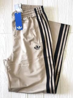 新品定価以下 藤井風さん着用 adidas STOKHA M ジャージ M 新品定価以下 藤井風さん着用 adidas STOKHA M ジャージ M - メルカリ
