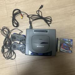 SEGA SATURN 本体 コントローラー2個付きのサムネイル