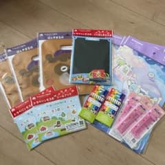 ✨モスバーガー×すみっコぐらし✨のサムネイル