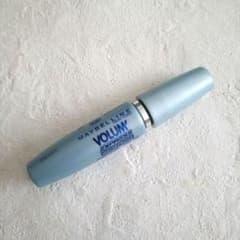 MAYBELLINE VOLUM' EXPRESS マスカラ ブラック　NOIR