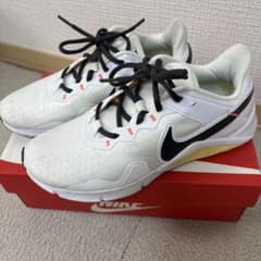 Nike スニーカー 中古　23.5レディースのサムネイル