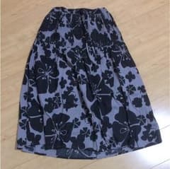 夏物ロングスカートのサムネイル