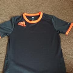 adidas アディダス Tシャツのサムネイル