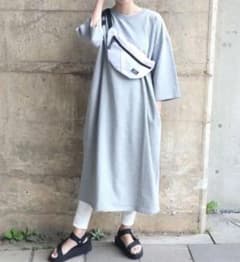 ロングワンピースのサムネイル