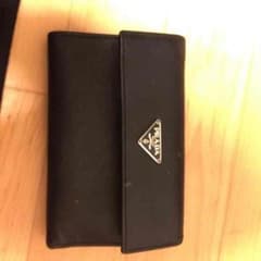 PRADA 財布 正規品のサムネイル
