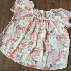 シフォン素材のブラウス☆Lサイズのサムネイル