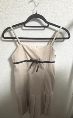 ベージュ キャミワンピース プリーツ リボンのサムネイル
