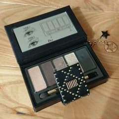 Dior アイシャドウ パレット コフレ クリスマスコフレのサムネイル