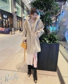 Rady エコファーフーディコート　ベージュのサムネイル