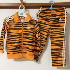 アディダス トラ柄 ジャージセットのサムネイル