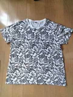 Disney ミッキー＆チップとデール 総柄 Tシャツのサムネイル