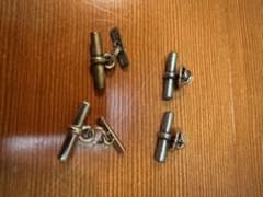 TAGLIATORE タリアトーレ ピンバッジ 4点セット ビートニエール - メルカリ