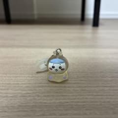 ちいかわ ハチワレ 目印アクセサリーキーホルダーのサムネイル