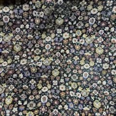 54cm×90cm 黒布地にたくさんの花柄のデザインのサムネイル
