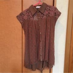 リズリサ ノースリーブシャツのサムネイル