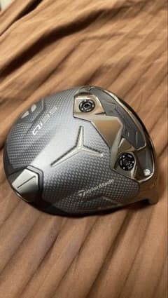TaylorMade Qi35 LS ドライバー 9.0° ヘッドのみ カバー付のサムネイル