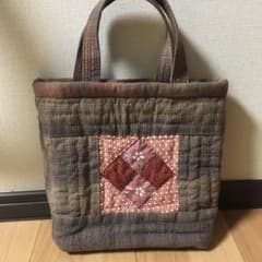 【専用】ハンドメイドパッチワークバックのサムネイル