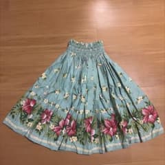 フラダンス パウスカート ハイビスカス柄のサムネイル