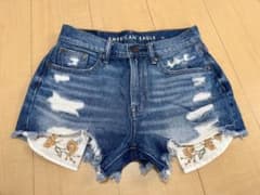 AMERICAN EAGLE デニムショートパンツのサムネイル