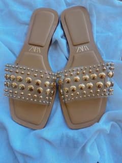 ZARA スタッズ付きクリアサンダルのサムネイル