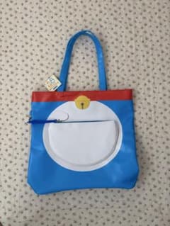 ドラえもん　四次元ポケットポーチ付きトートバッグ