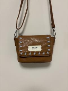 GRAIN ブラウン ショルダーバッグのサムネイル