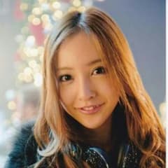 板野友美 写真のサムネイル