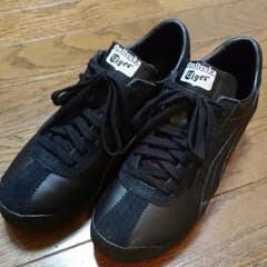 オニツカタイガー OnitsukaTiger スニーカー 黒 ブラック 23.0のサムネイル