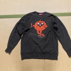 クワトロ様専用　シュプリーム　カマチョトレーナーのサムネイル