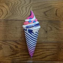 スクイーズ ソフトクリーム おもちゃのサムネイル