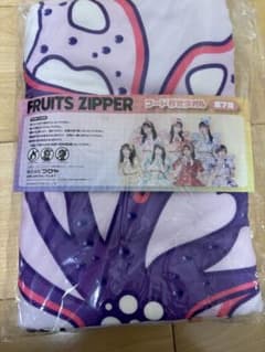 FRUITS ZIPPER 仲川瑠夏 フード付きタオル