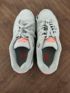 NIKE　23.5のサムネイル