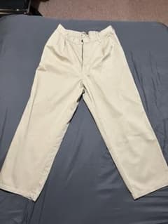 ベージュ ワークパンツ ワイドシルエットのサムネイル