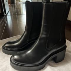 ZARA ザラ　サイドゴアブーツ　新品のサムネイル