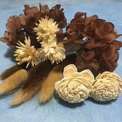 M★様専用 プリザーブドフラワー & ドライフラワー花材のサムネイル