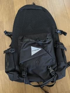 and wander バックパック 35L